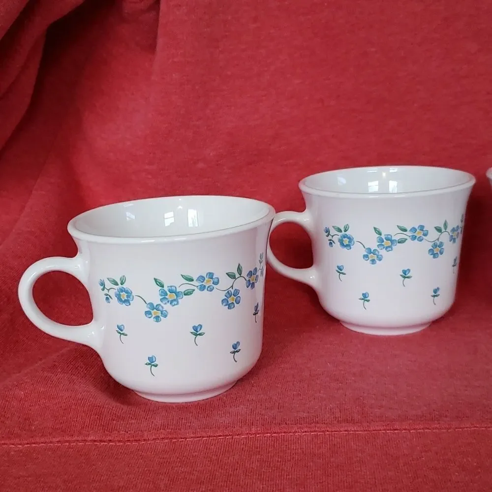 Vintage Set of 4 Corelle Corningware Forget Me Not Design Coffee Cups